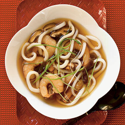 Shrimp Udon Noodle Pot